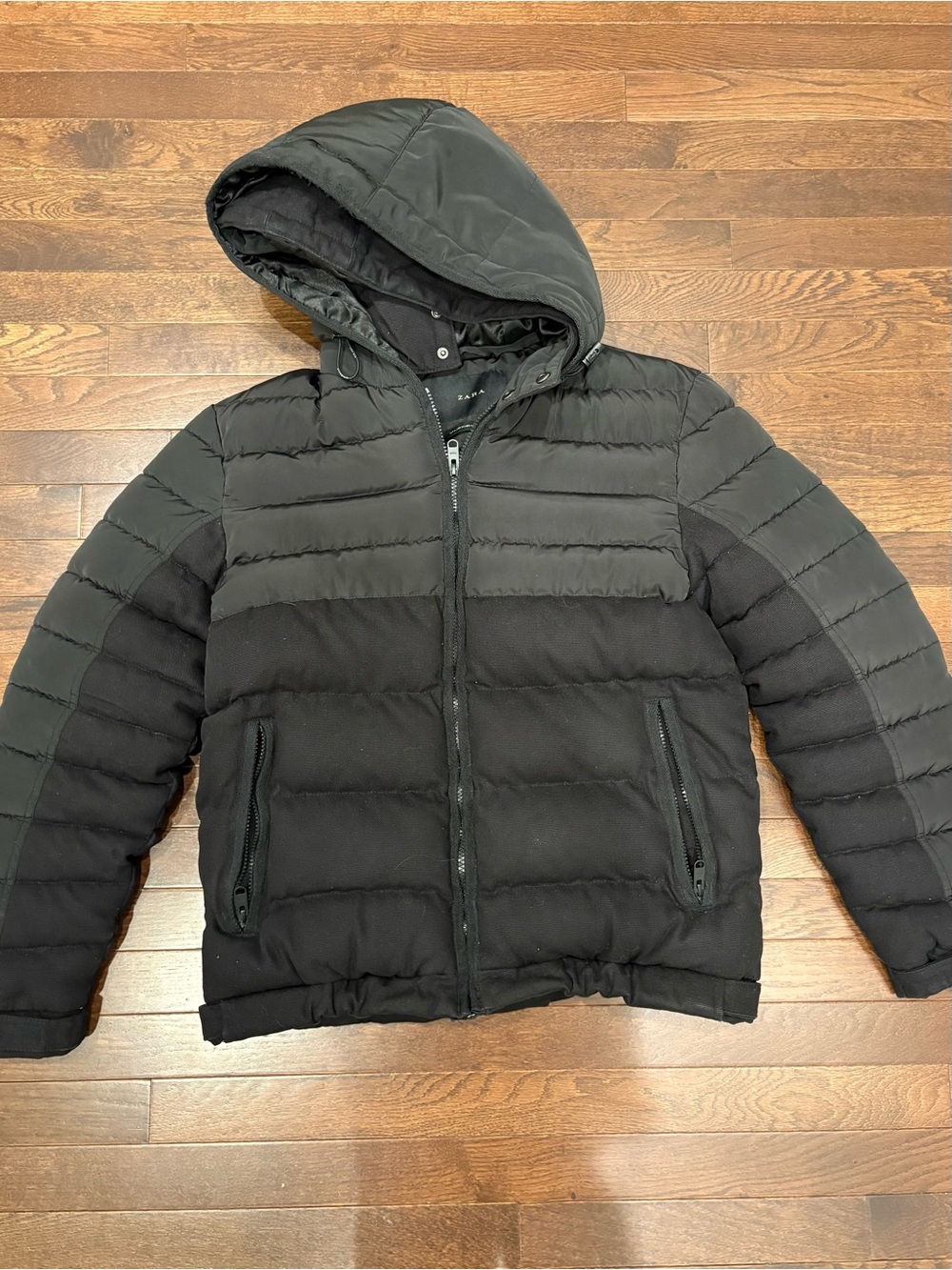 Zara Men’s Heavyweight Puffer Jacket Black Hooded Winter Coat Medium